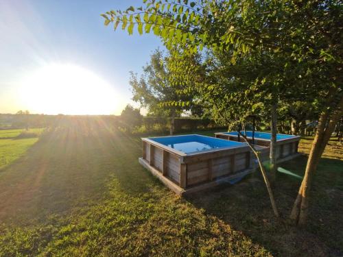 Roulotte La Maison Des Trois Grands in 尚邦胡埃茲河畔