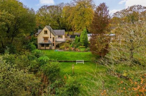 Bolton Luxe Villa – khách sạn tại Astley Bridge