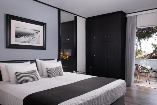 Athenian Riviera Hotel& Suites - image 14