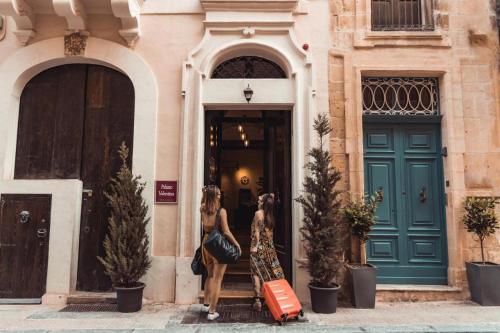 Knights 1500s Palazzino in Valletta - Seaview Rooftop Jacuzzi lounge, La Valletta (foto 10)
