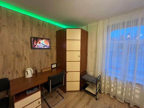 Room in a Private House 5 min from Airport Riga, Riga (foto 3)