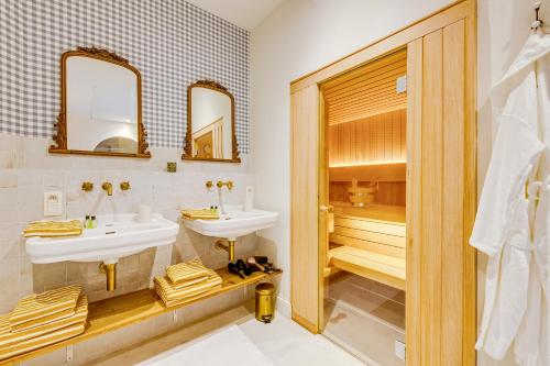 Romantic Escape with private sauna - Miss Tinguett