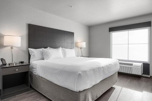 Riverstone Suites - Chippewa Falls - image 12