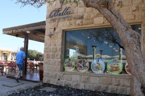 Restaurant, Beach Front House in Caesarea