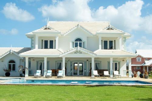 Pristine Villa Tobago in Lowlands