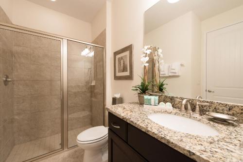 Inviting Home with Water Park Access near Disney - 7498M - image 6