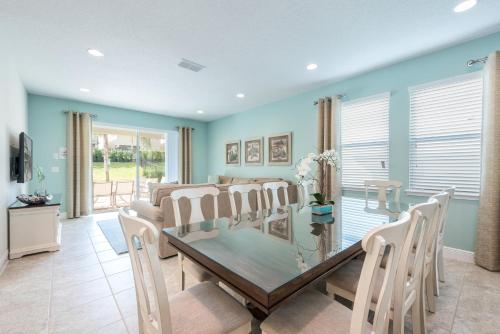Inviting Home with Water Park Access near Disney - 7498M - image 6