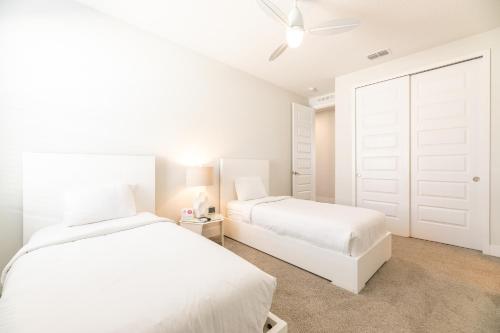 Amazing Home with Game room and Private Pool Near Disney by Rentyl - 7649W - image 3