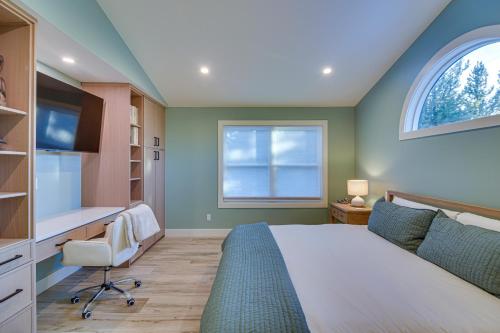 Mtn Escape with Hot Tub, By Trails in Grand Lake! Mtn Escape with Hot Tub, By Trails in Grand Lake!