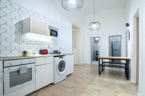 4-Bedroom Comfort Apartment in the CityCenter F38, Budapešť (fotografie 2)