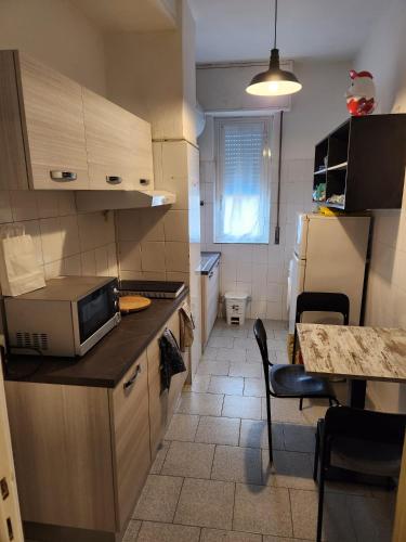 Konyha, Guesthouse - Metro M1 Sesto Rondò (Guesthouse - Metro M1 Sesto Rondo) in Sesto San Giovanni