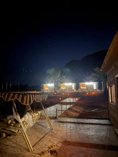 Vistas, falling Stars Camp in Wadi Rum
