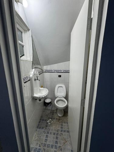 Casa no litoral norte! Com piscina e churrasqueira a 5 minutos da praia! Juquehy - São Sebastião!