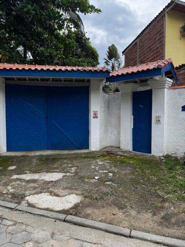 Casa no litoral norte! Com piscina e churrasqueira a 5 minutos da praia! Juquehy - São Sebastião!