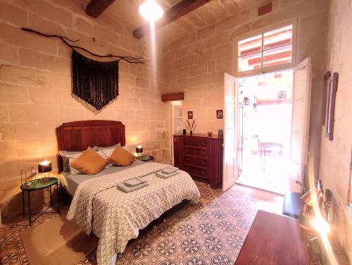 OnTheRocks - Holiday Home in Victoria, Gozo, Victoria (foto 9)