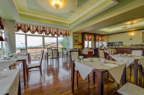 Hotel Ovidius - image 2