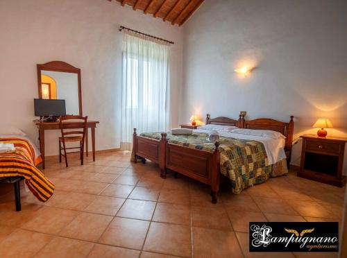 Triple Room