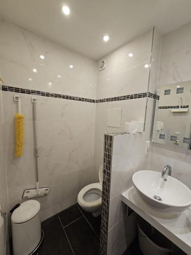 OEZ 3 Zimmer Wohnung, Monachium (zdjęcie 7)