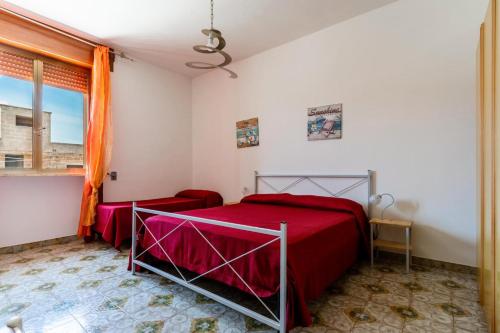 2 bedrooms, 6 beds