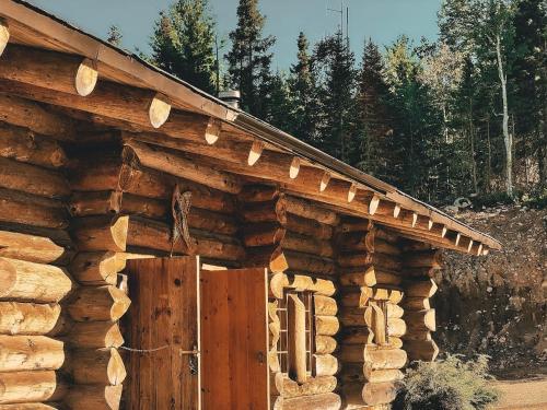 ÖBois Charlevoix - L'Écurie (OBois Charlevoix - L'Ecurie) in St-Simeon