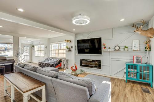 Waterfront Retreat with Dock on Lake Tawakoni! in Quinlan