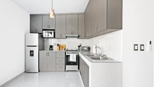 Modern Retreat in Jucuaran
