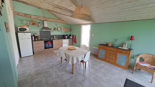 Iekārtas, Gites O Ptit Bonheur - Vendee - 2 Maisons de 85 m2 chacune avec piscine exterieure chauffee & couver in Saint-Christophe-du-Ligneron