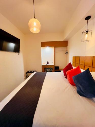 Hotel Consulado - image 3