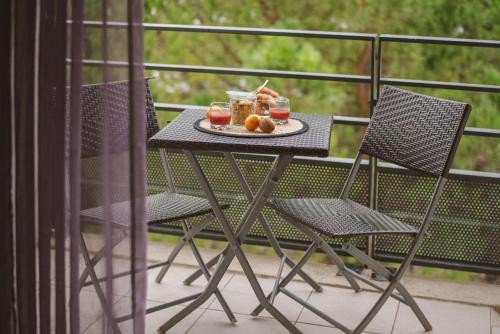 Balcony/terrace, Le Rivieira garage et terrasse, au bord du Lez in La Lironde