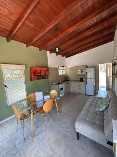 "Rincón de Olivos" Alojamiento entero en complejo con piscina ("Rincon de Olivos" Alojamiento entero en complejo con piscina) in Karpinterija