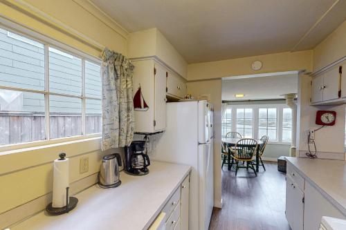 Arden Cottage – Newport, OR