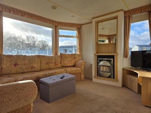 Létesítmények, Elf Wood Lodge - Swimming Spa, Sky Sports, Tennis, Hadrian's Wall listing in Port Carlisle