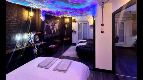 Apartment Cinema, Jacuzzi, Borne arcade, Bordeaux (Foto 9)