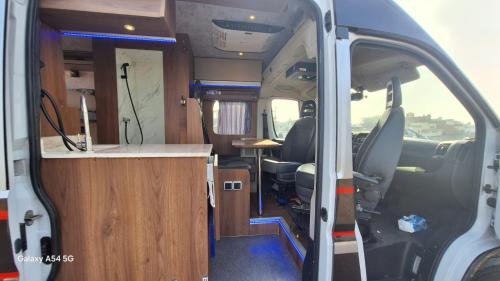 J-L Camping Car Morocco, Casablanca (Foto 10)