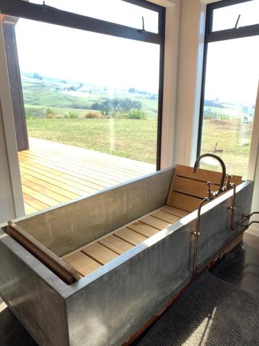 Iekārtas, Pirongia Escape in Pirongia