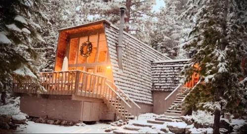 Modern and Private Cabin in the Woods Modern and Private Cabin in the Woods