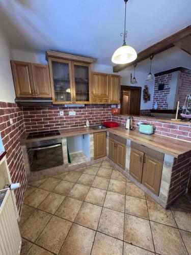 Zázrivský Dvor - Chata Magura, Wellness, Self Check-In, 6 bedrooms, 4 bathrooms (Zazrivsky Dvor - Chata Magura, Wellness, Self Check-In, 6 bedrooms, 4 bathrooms) in Zazriva