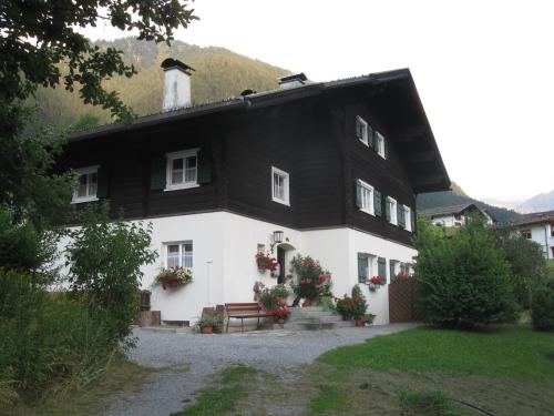 مدخل, Haus Klinger in جاشورن