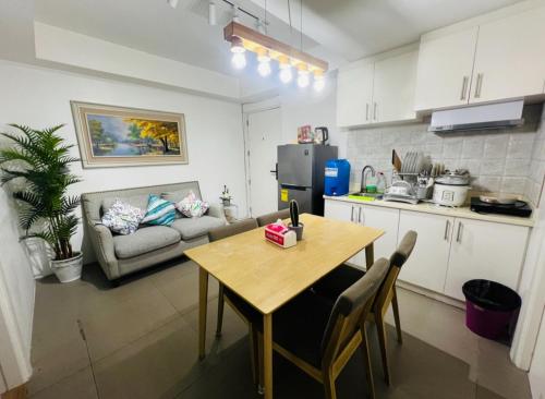 Porto Vita 2BR, Manila