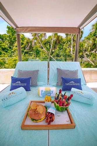 สระว่ายน้ำ, Family Selection at Grand Palladium Kantenah &nbsp;Resort and Spa - All Inclusive in ชปู อา