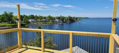 Loza house adirondack skydeck unit lake front in Plattsburgh