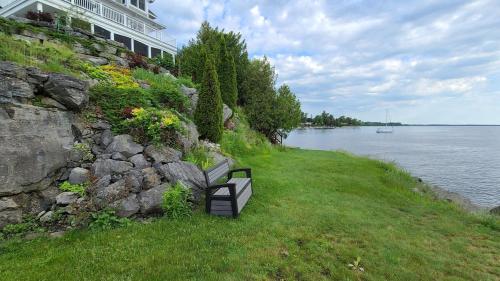 Loza house adirondack skydeck unit lake front in Plattsburgh