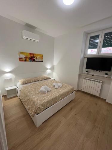 Roma Cento new apartment, Рим