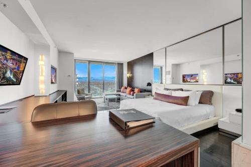 Lux Studio with Mountain Views, Pool and Casino Access, Las Vegas (photo 6)