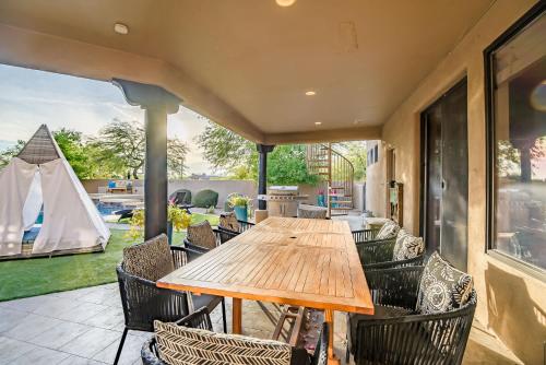 Midnight At The Oasis