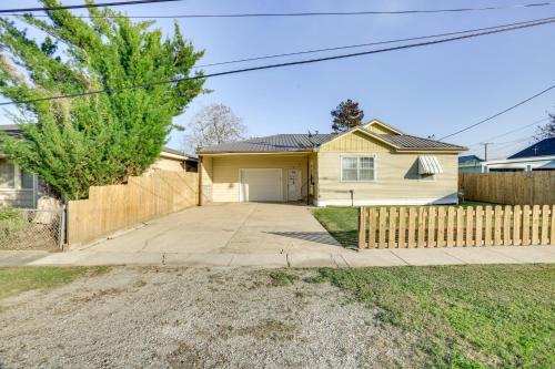 Walk to 1st Street Family Home in Thibodaux! in Thibodaux