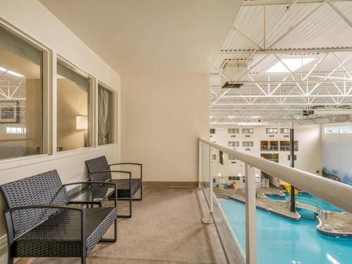 ระเบียง/ชานเรือน, Holiday Inn Lethbridge By IHG in เลธบริดจ์ (AB)