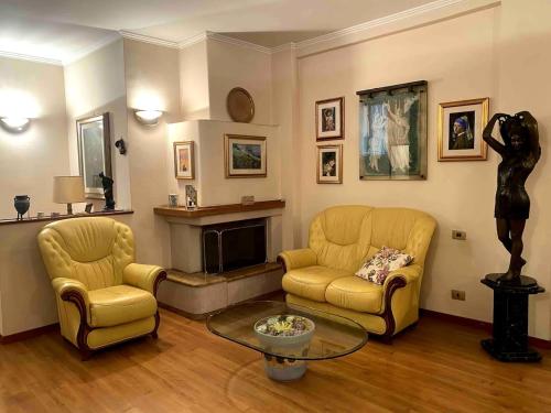 Home Luxury Emy, Рим