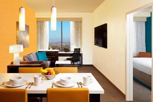 Residence Inn by Marriott Los Angeles LAX/Century Boulevard - image 14