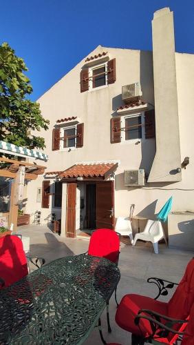 Viesnīcas āriene, Holiday house with a parking space Ustrine, Cres - 22967 in Ustrine